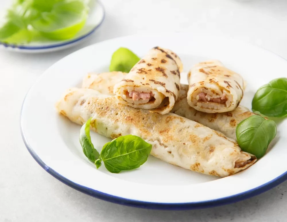 recept na plnené slané palacinky so syrom a šunkou