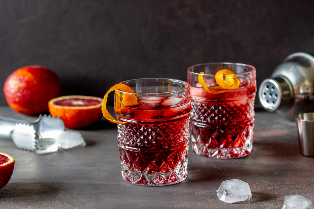 Koktejl negroni.