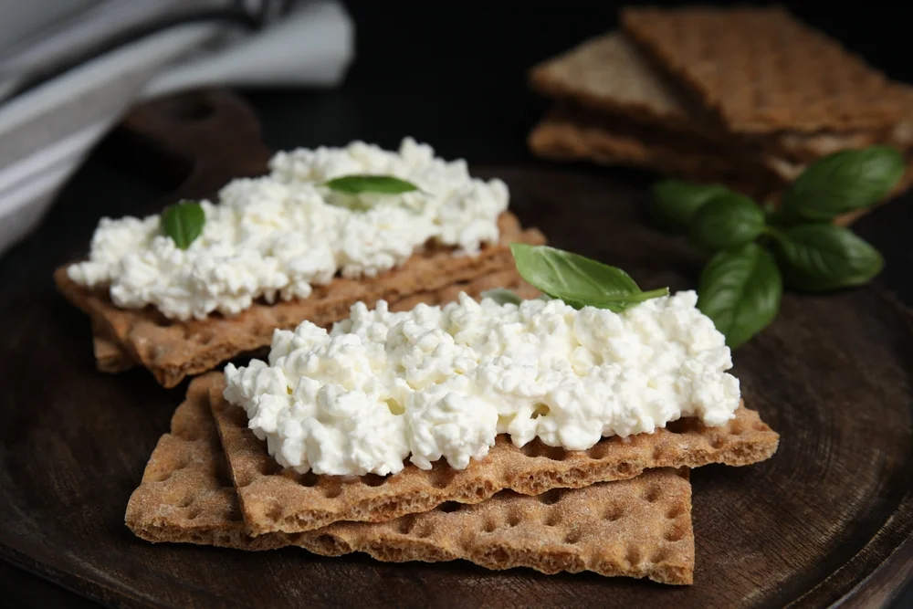 Tvarohová nátierka – recept na zdravú pochúťku